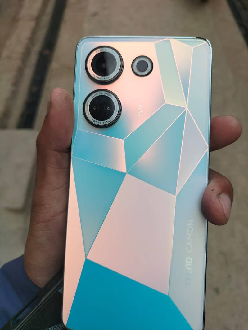 Tecno CAMON 20 1