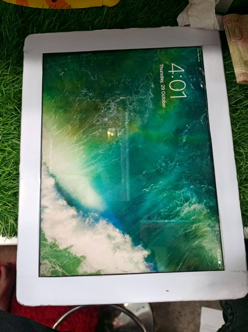 I phone tab 0