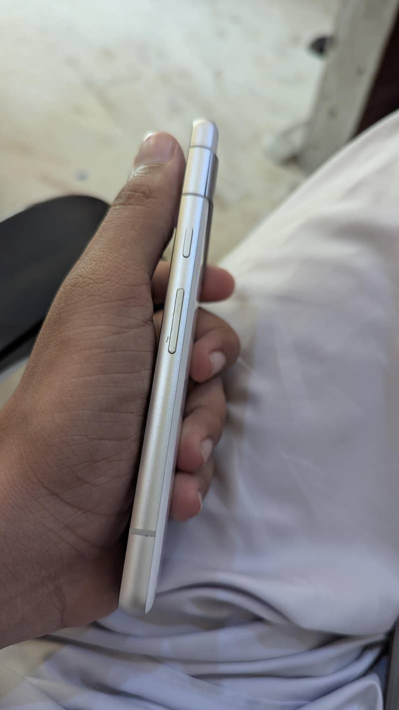 Google Pixel 7a 1