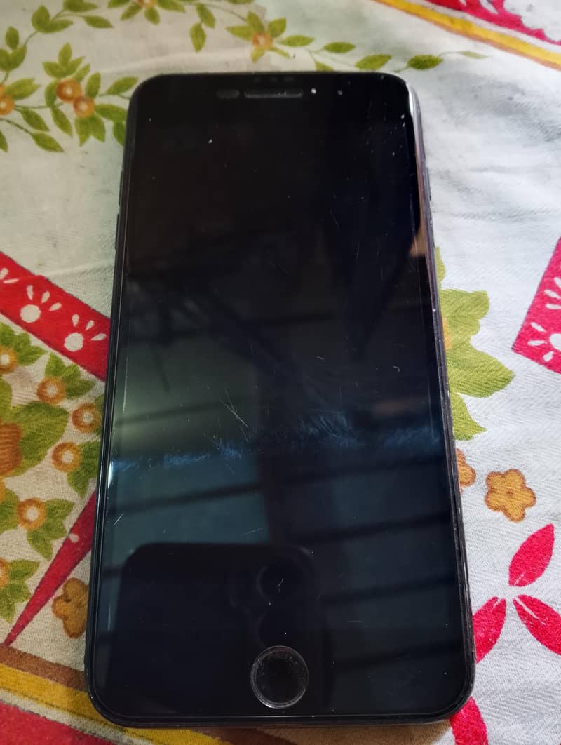 Apple iPhone 7 Plus 3