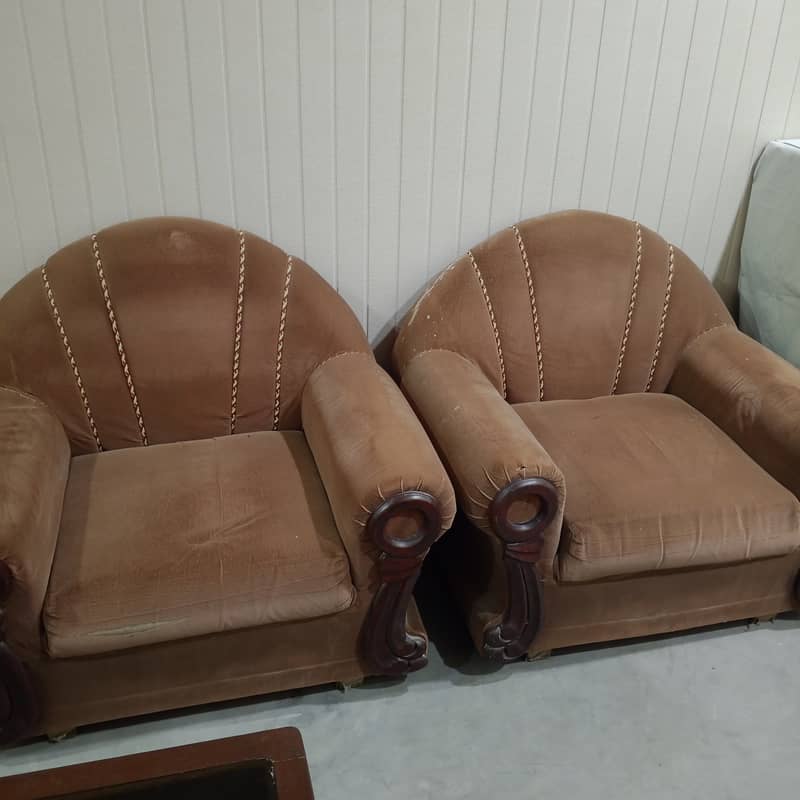 5 seaters sofa 1