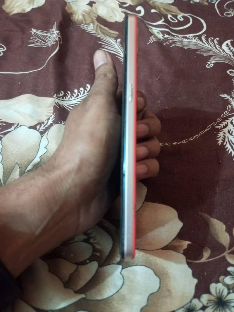 OPPO f17 1
