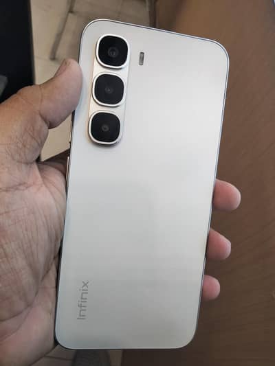 Infinix Hot 6 Pro 8/128 condition 10/10
