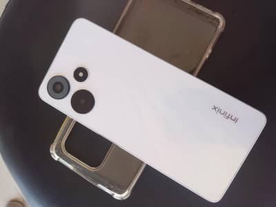 Infinix Hot 30