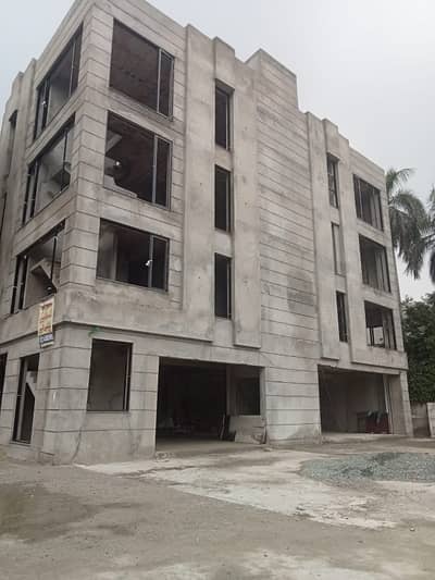 GULBERG ESTATE OFFER,2 KANAL COMMERCIAL BUILDING FOR SALE MAIN BOULEVARD GARDEN TOWN LAHORE