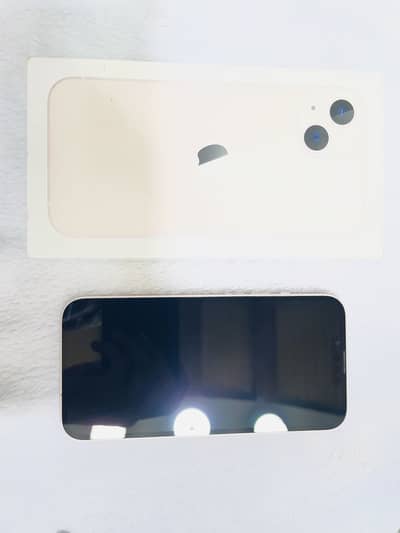 Apple iPhone 13