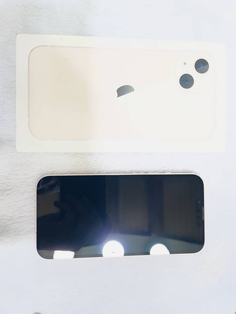 Apple iPhone 13 0
