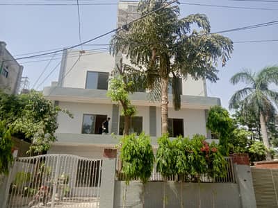 GULBERG ESTATE OFFER,1 KANAL COMMERCIAL BUILDING FOR RENT GULBERG LAHORE
