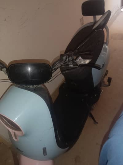 Super Star alexa Scootee for sale