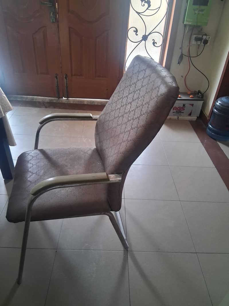5chair 0