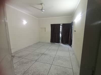 1 KANAL UPPER PORTION FOR RENT IN DHA PHASE 1