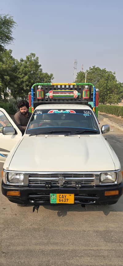 Toyota Hilux Pickup Model 1993