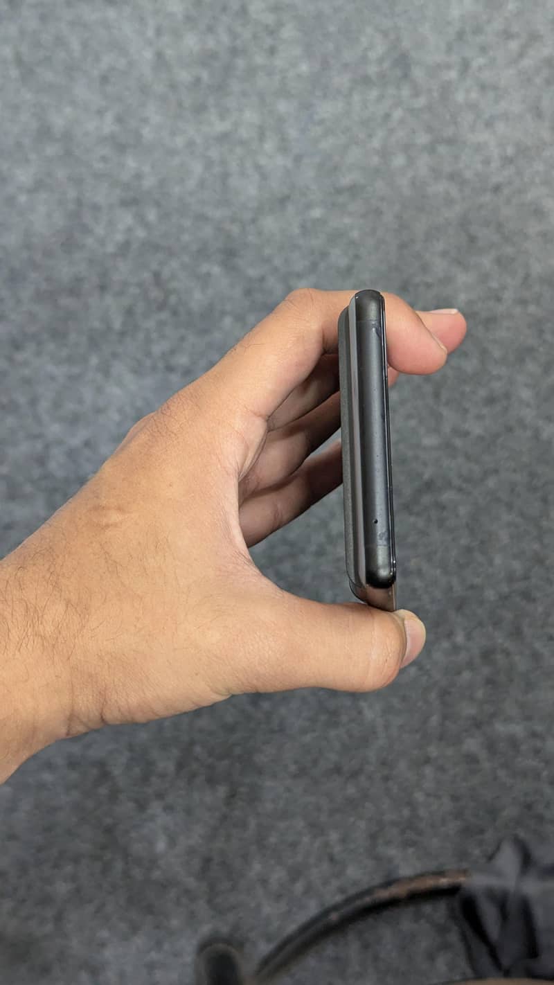 Google Pixel 6 4