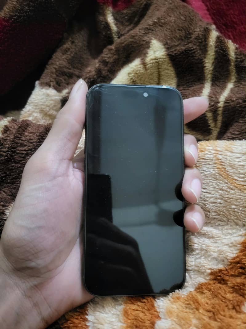 Apple iPhone 15 Pro jv 1