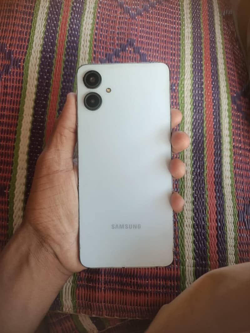 Samsung Mobile A06 1