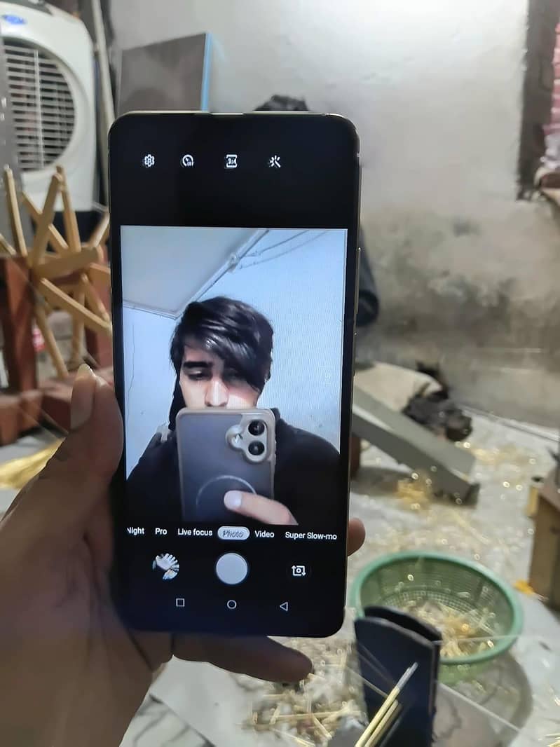 Vtel note 40pro 3ram 64 memory 1