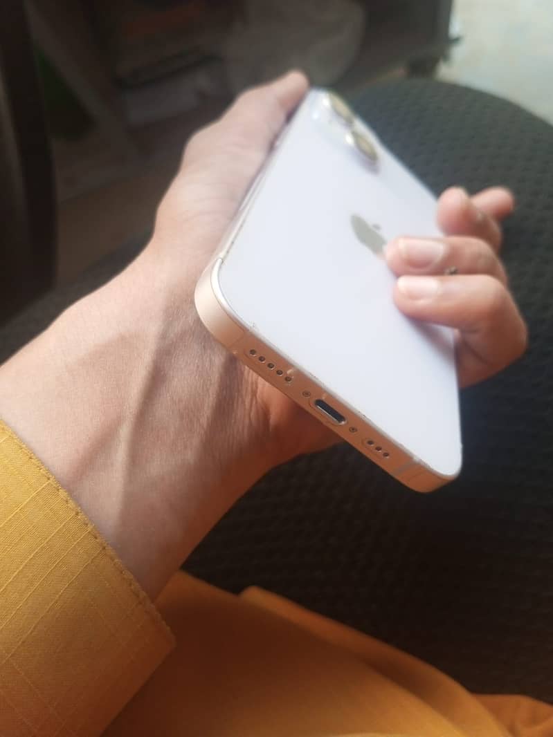 Apple iPhone 14 1