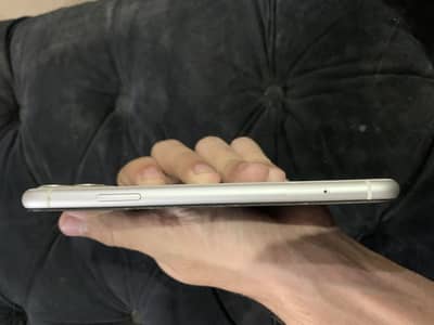 iPhone 11 64 hn 74 battery health phone Sara seesha h