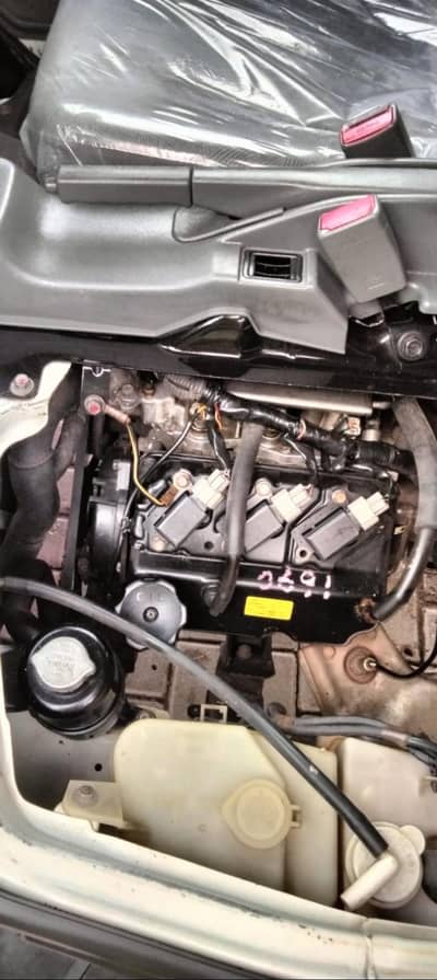Nissan minicap half joint 12/18 auto gear 17 km per litre