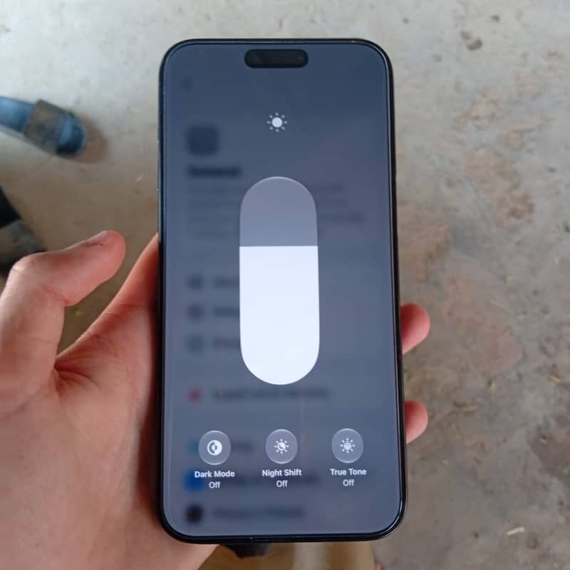 Apple iPhone 15 Pro Max 5