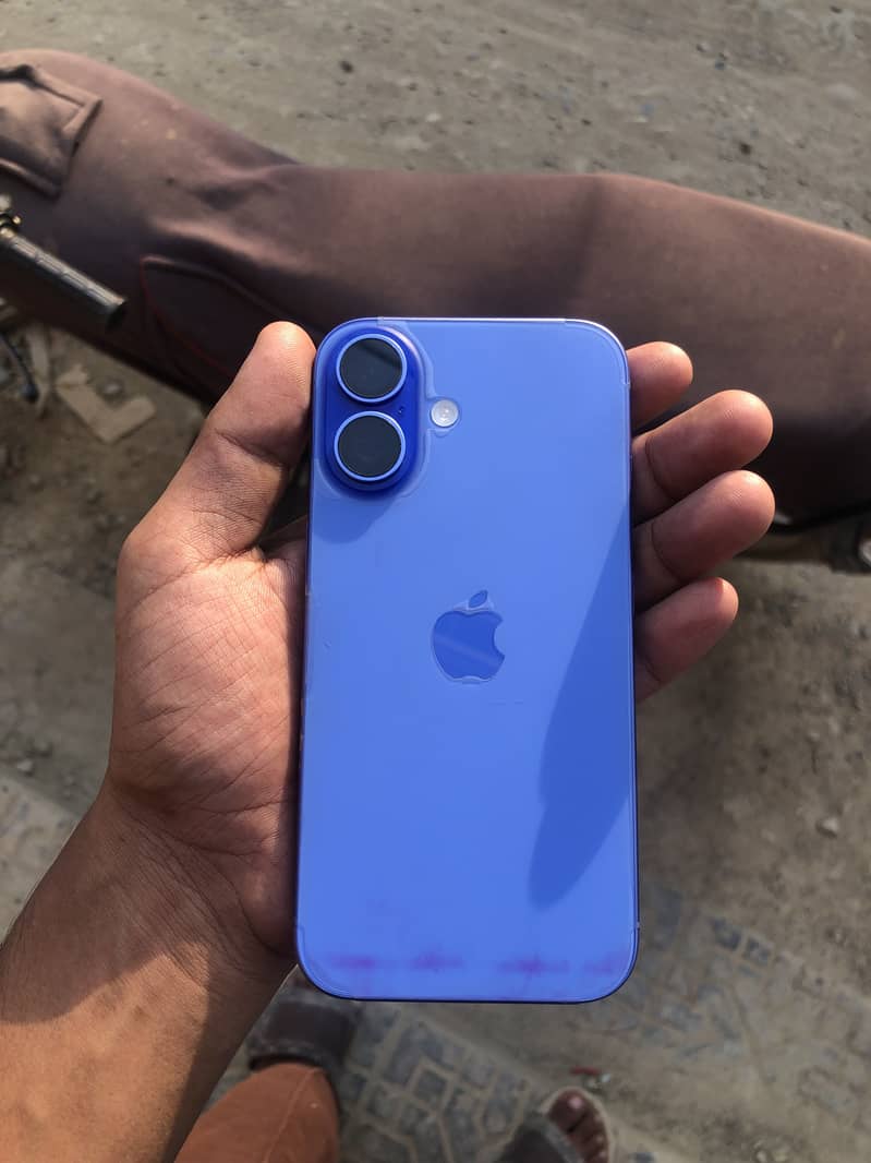 Apple iPhone 16 with box 1