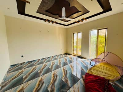 Kanal Stylish Newly Built Upper Portion For Rent