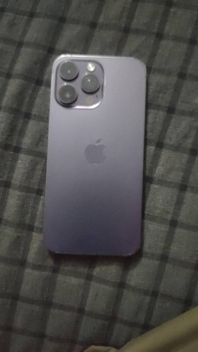 Apple iPhone 14 Pro Max 0