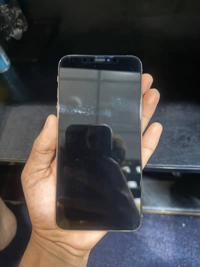 XS MAX