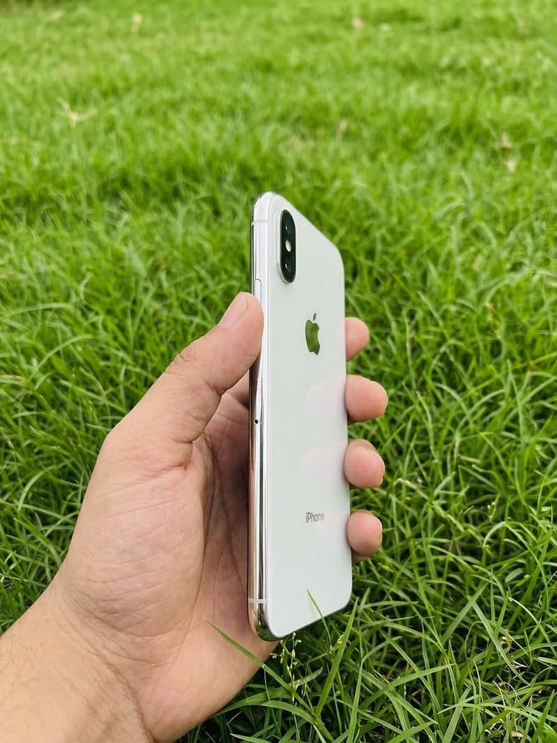 Apple iPhone X 1