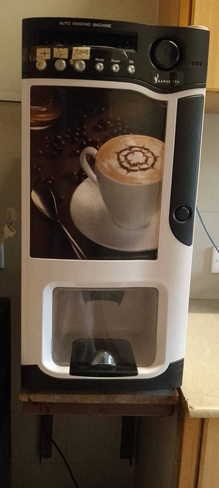 Coffee & Tea Vending Machine 0
