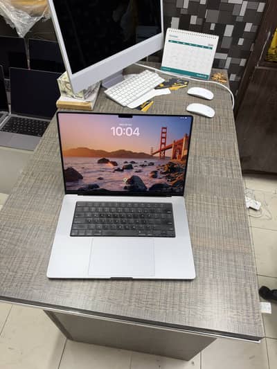 MACBOOK PRO M2 MAX 2023 16 INCH 32GB RAM 1TB SSD 12 CPU 38 GPU
