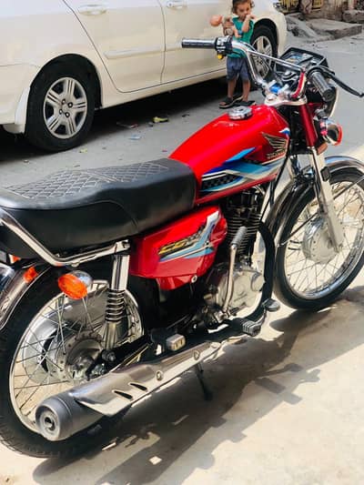HONDA CG 125 2023/24 MODEL CLEAN CONDITION