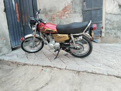 honda cg125 special Gold edition WhatsApp number 03003984508