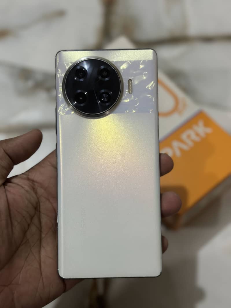 Tecno Spark 20 Pro Plus 1