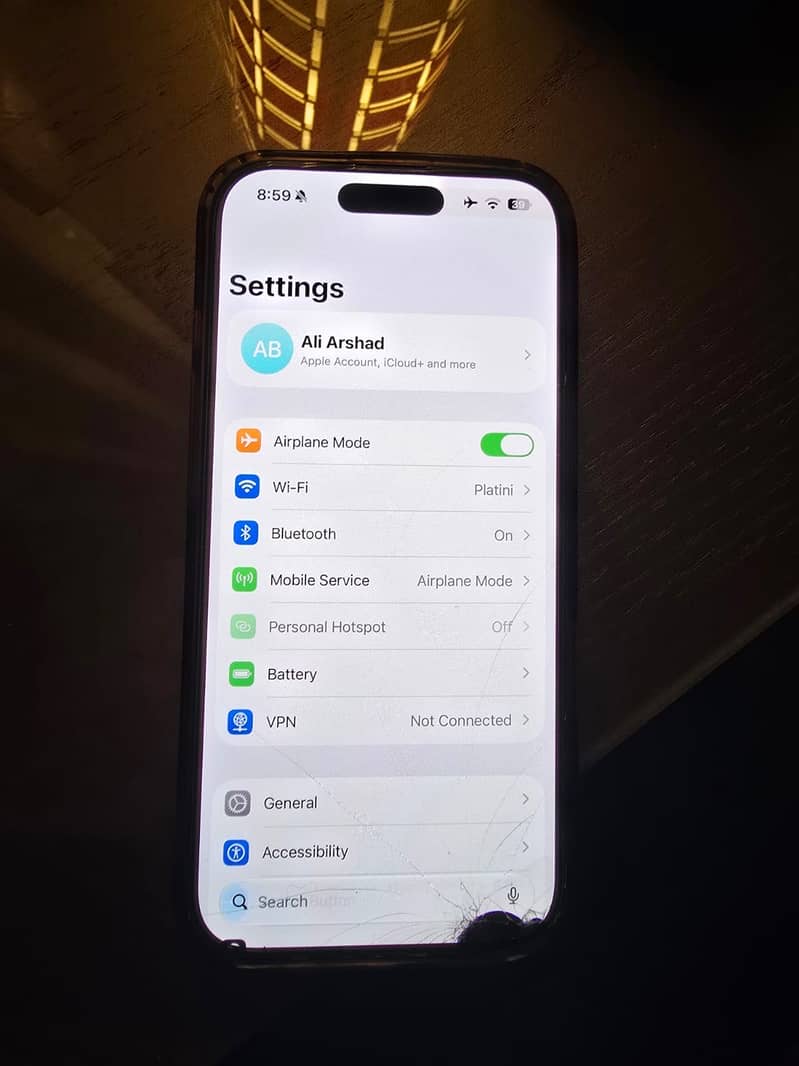 Apple iPhone 16 Pro 1