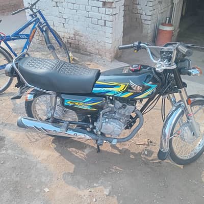 I'm selling my bike no wark rekway just home used totall good