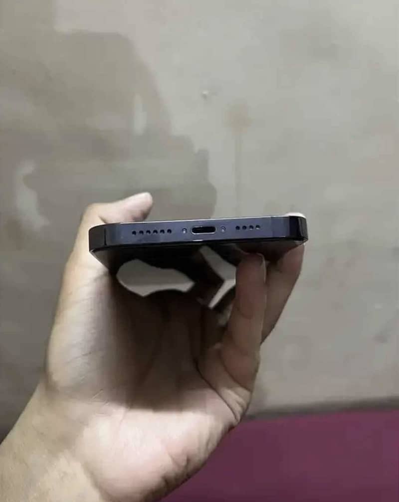 Apple iPhone 14 Pro 1