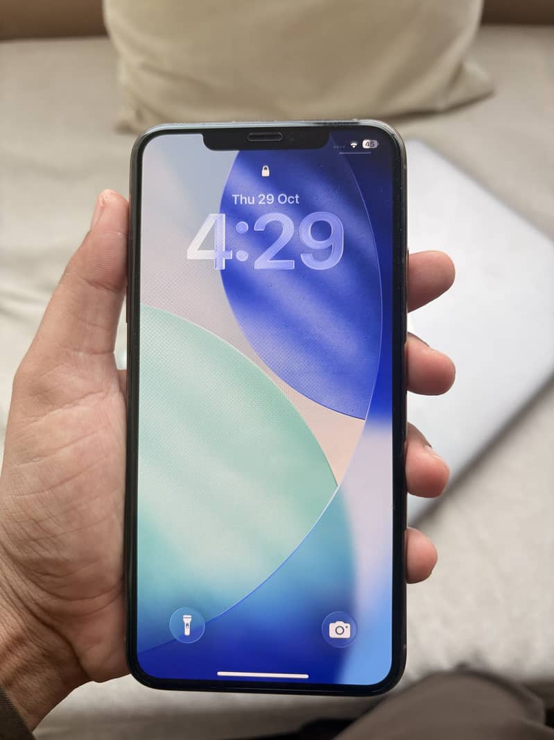 Apple iPhone 11 Pro Max 1