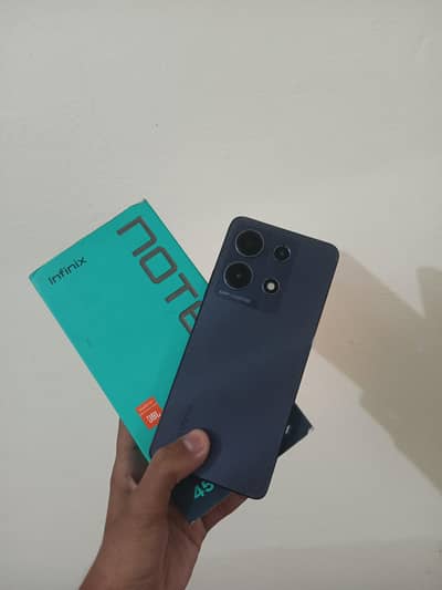 Infinix Note 30