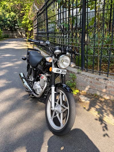 Suzuki GS 150 2021 Model – Best Deal in Lahore!