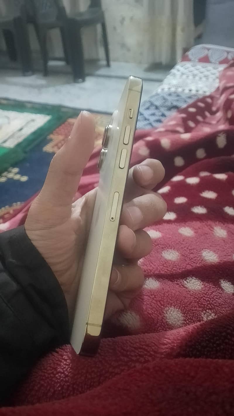 Apple iPhone 14 Pro Max - Premium Design & Powerful Performance 0