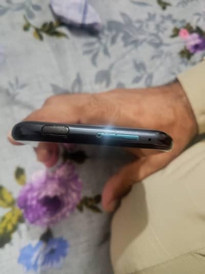 mobile huwaie y9 prime for sale.