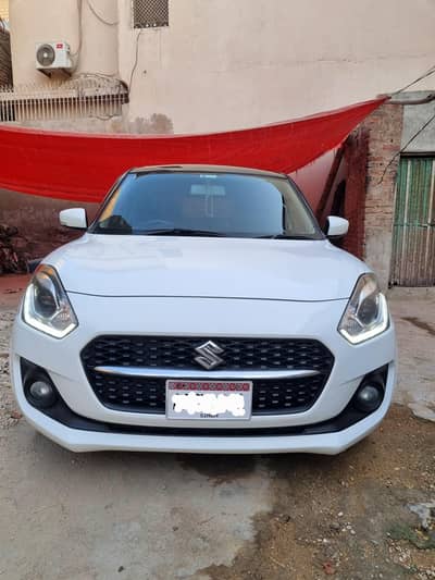 Suzuki Swift GLX 2022