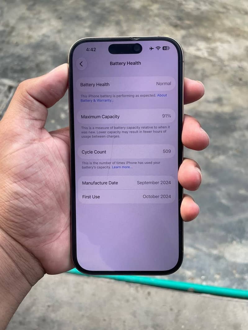 Apple iPhone 16 Pro 0