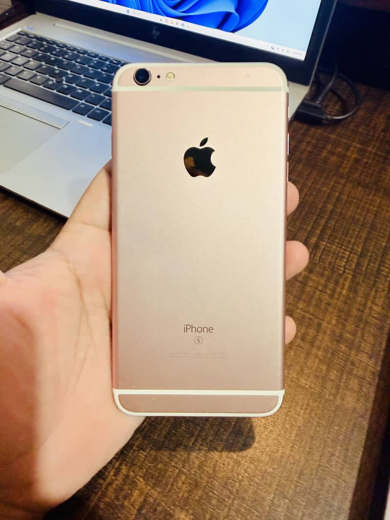 Apple iPhone 6S Plus 4