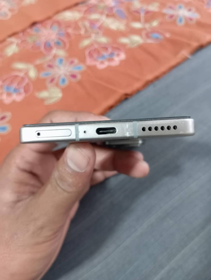 Infinix Note 50 Pro 4