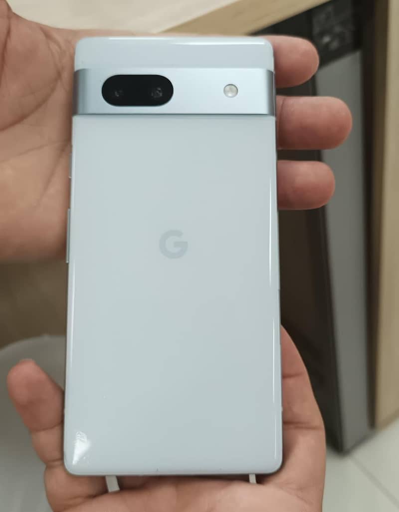 Google Pixel 7a 2