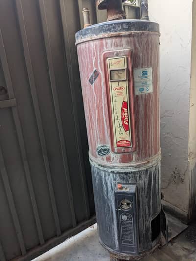 gas geyser small size urgent sell