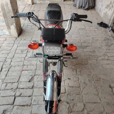 Honda 125 11 model