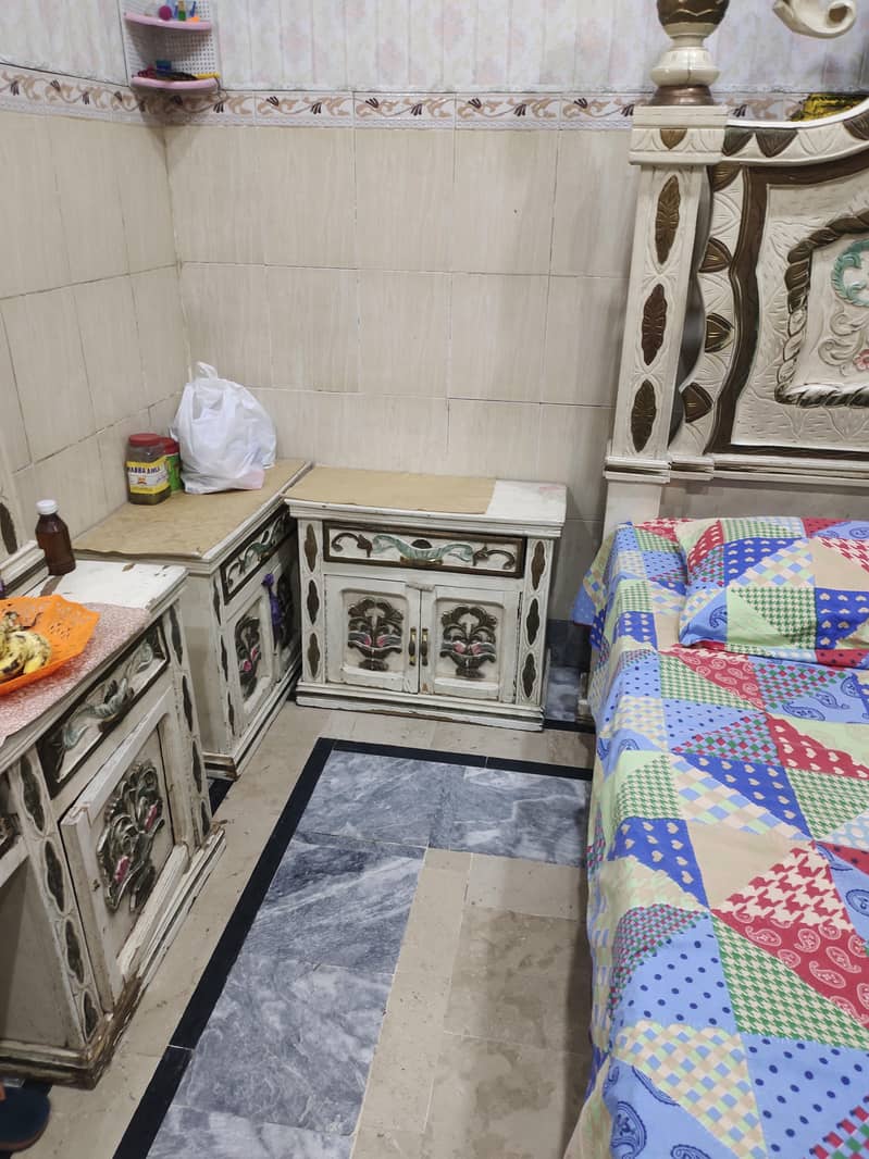 chinioti bed dressing side table 3
